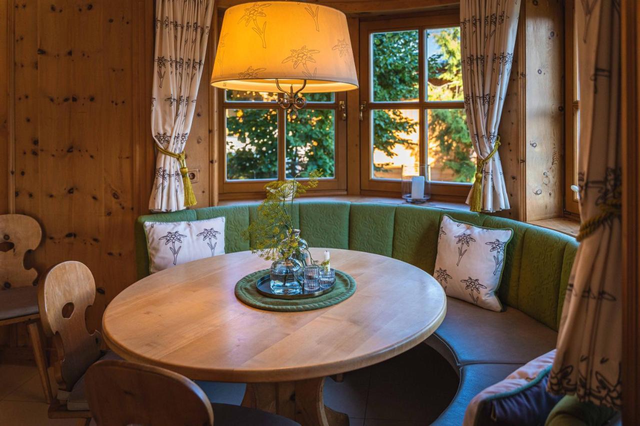 צל-אם-זי Chalet Crown Of The Alps By We Rent מראה חיצוני תמונה