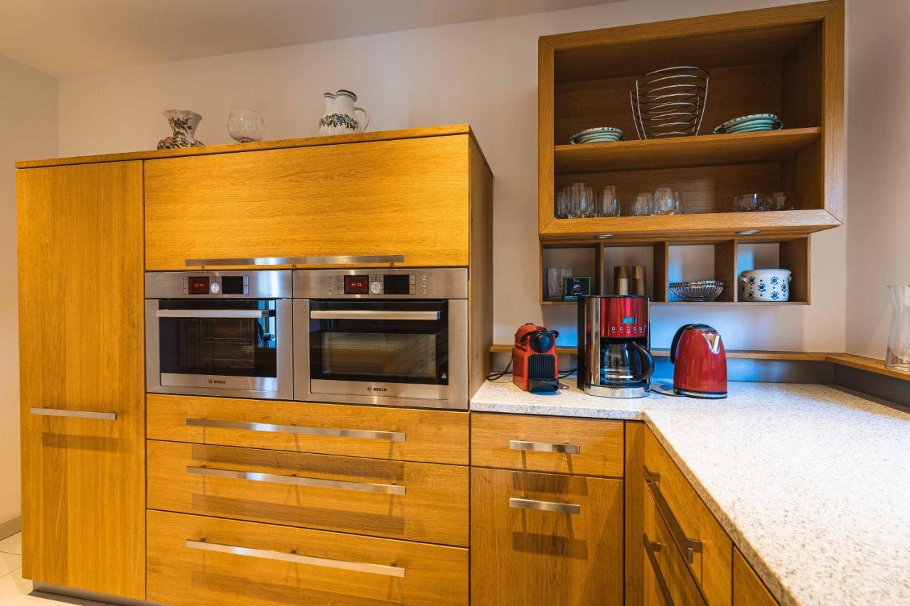 צל-אם-זי Chalet Crown Of The Alps By We Rent מראה חיצוני תמונה